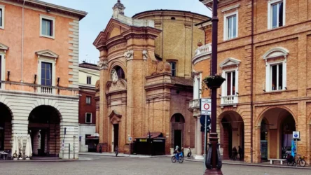 My Trip to Reggio Emilia, Italy (The Best Cheese Tour I’ve Ever Done)